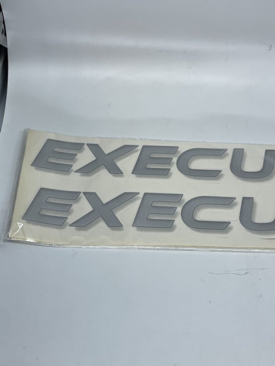 طقم استكر ابواب Executive فضي كامري 2003-2004