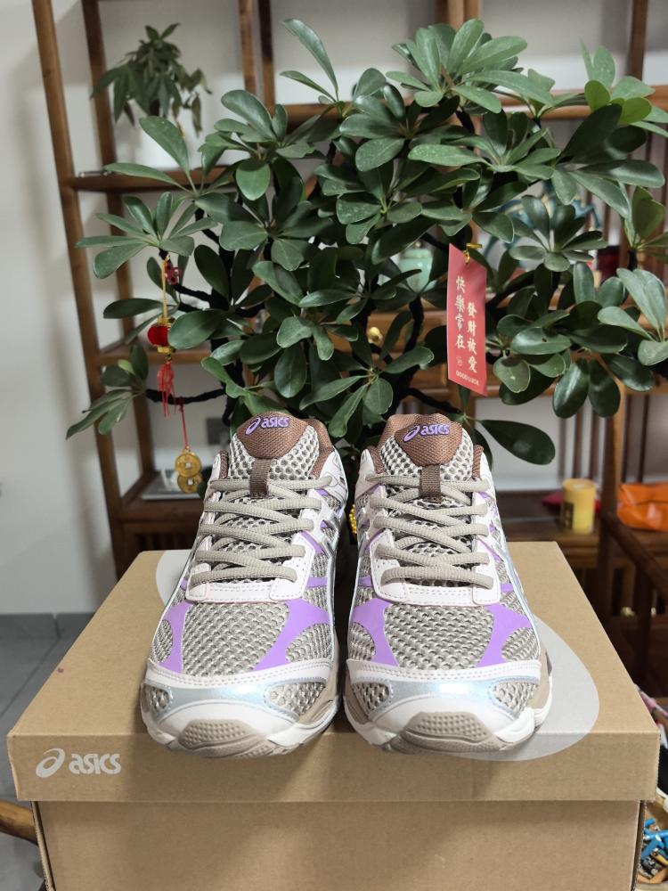 Nike Air Max Gen Comolus 6 brown