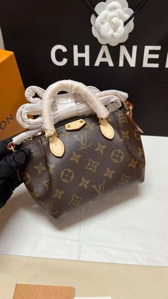 شنطة لويس فيتون ميكرو باليه مونوغرام
