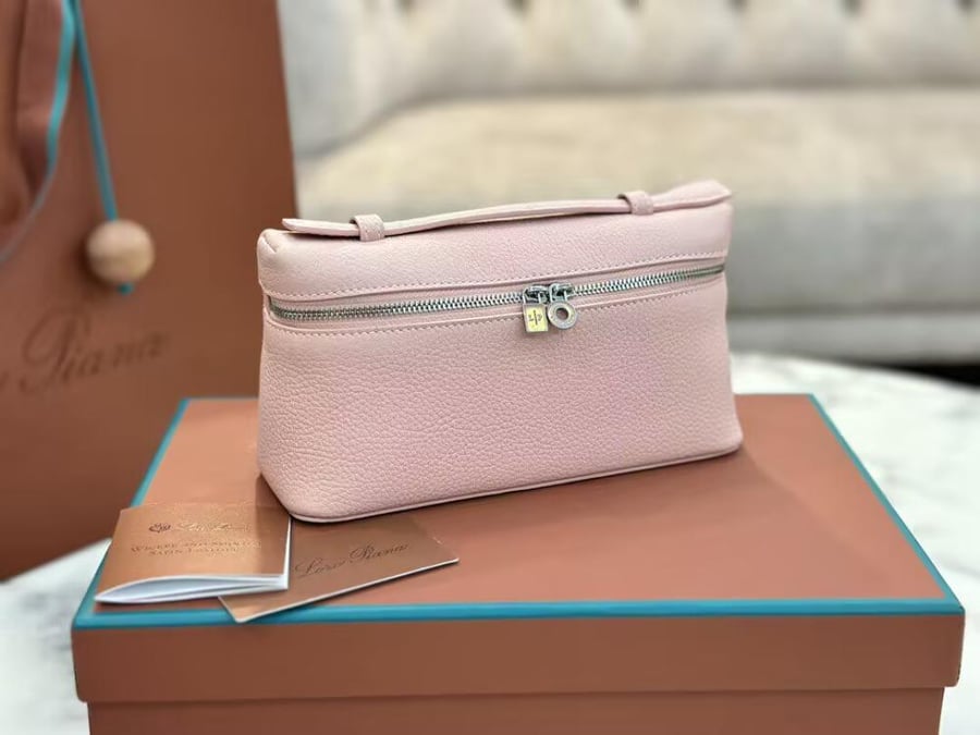 Loro Piana Extra Pocket Pouch L19 Powder Pink