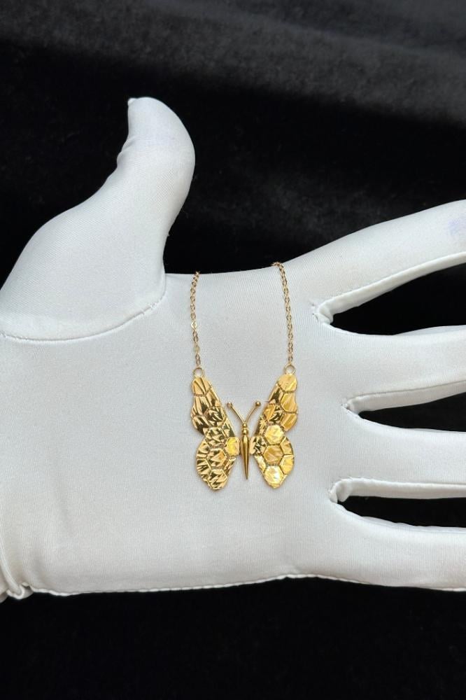 Gold necklace for women 21k with a refined design 4.5 g