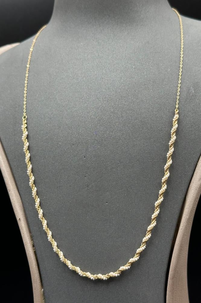 Braided Pearl Necklace with 18K Gold – 2 Grams