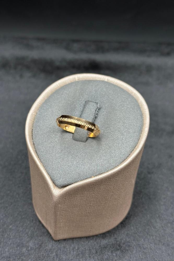 21K – Pure Gold Band – Weight: 1.3 to 1.5 g