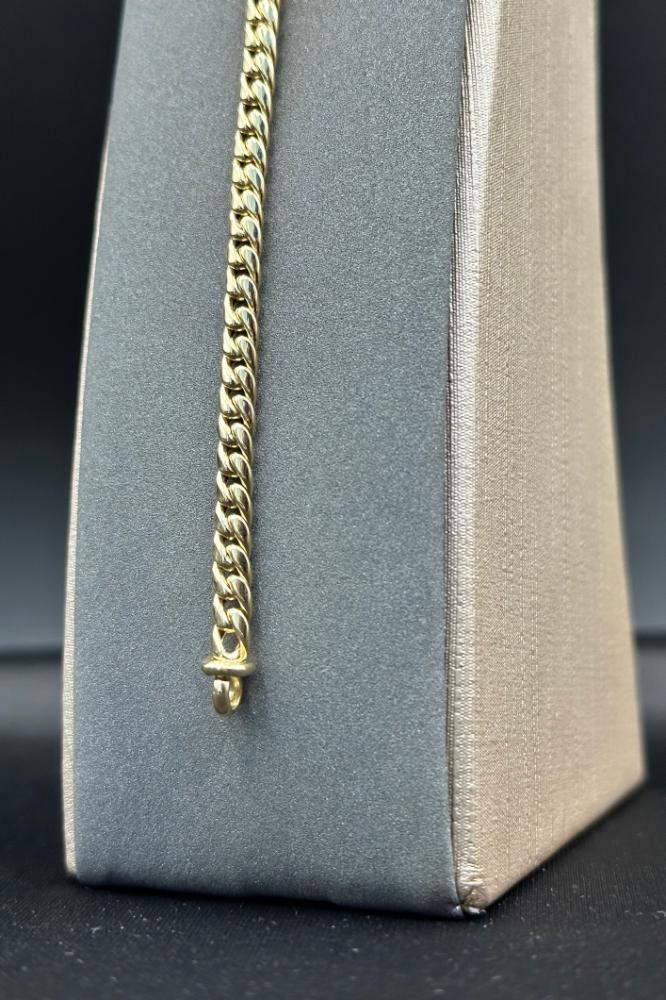 اسوارة ذهب عيار 18