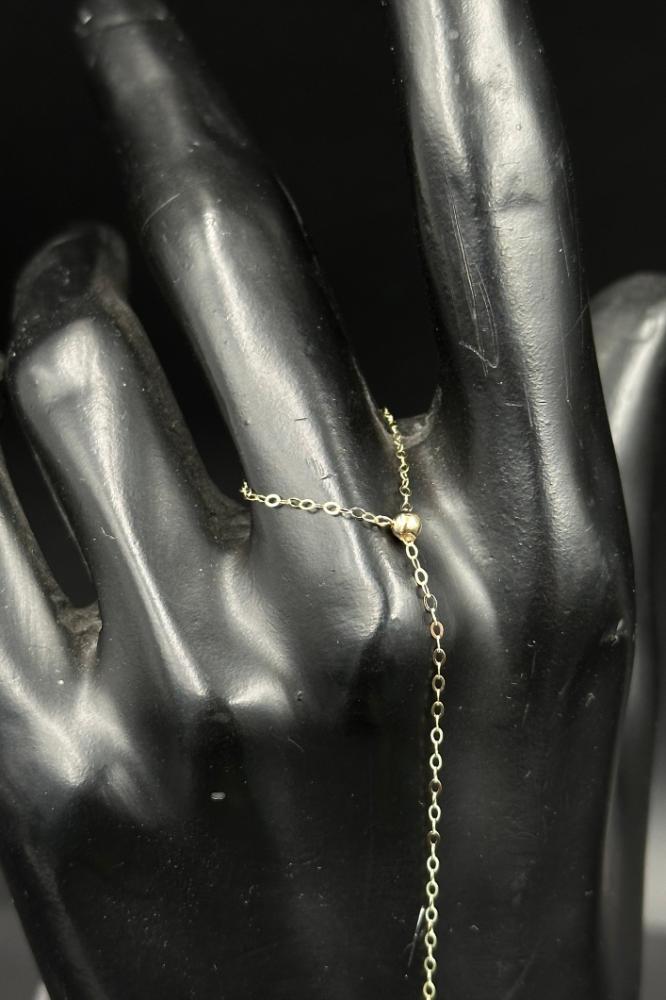 Gold Palm with Rose and White Shell 18K – Weight from 1.1 to 1.2 grams