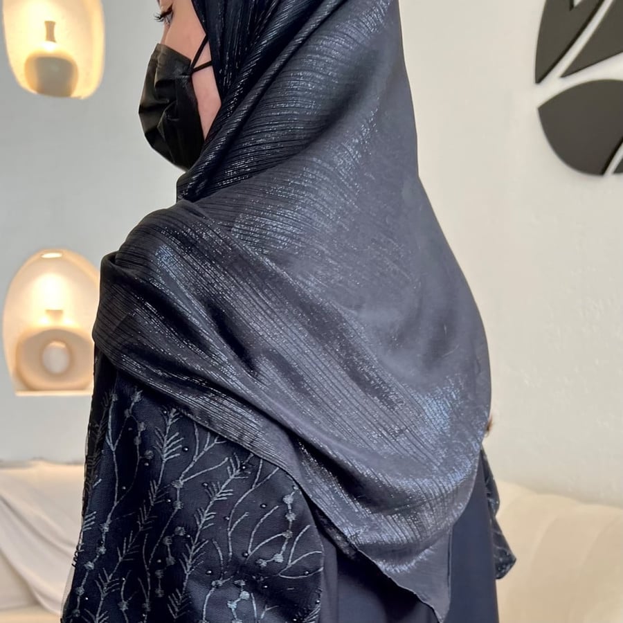 طرحة أسود أورقنزا لامع