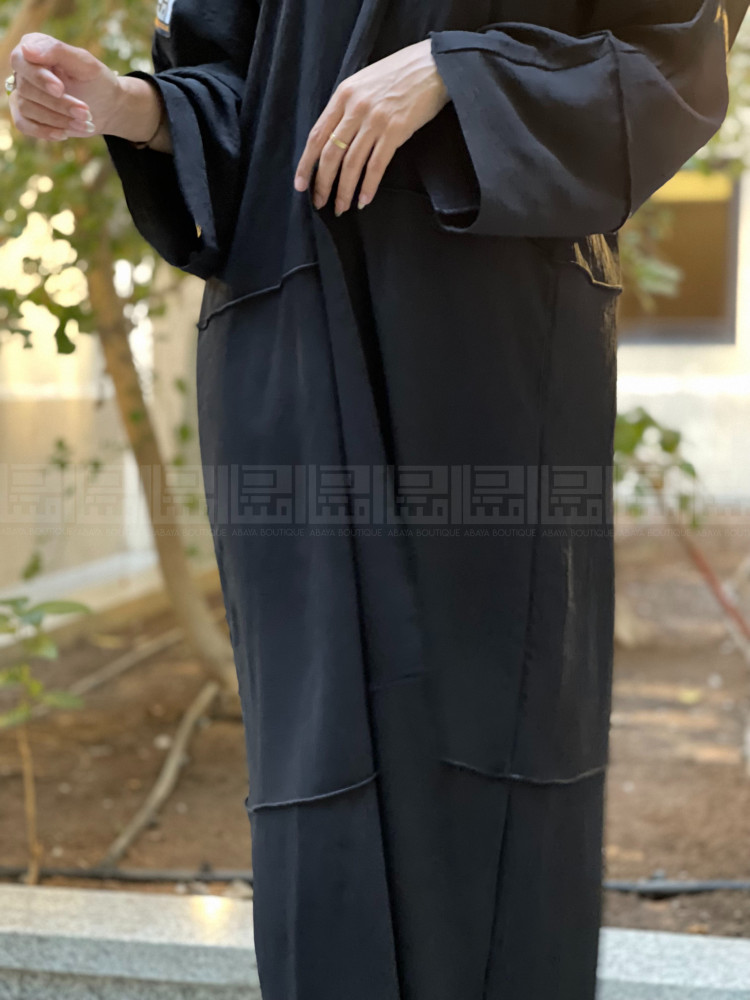 عباية سوداء بفستان داخلي ‎1093