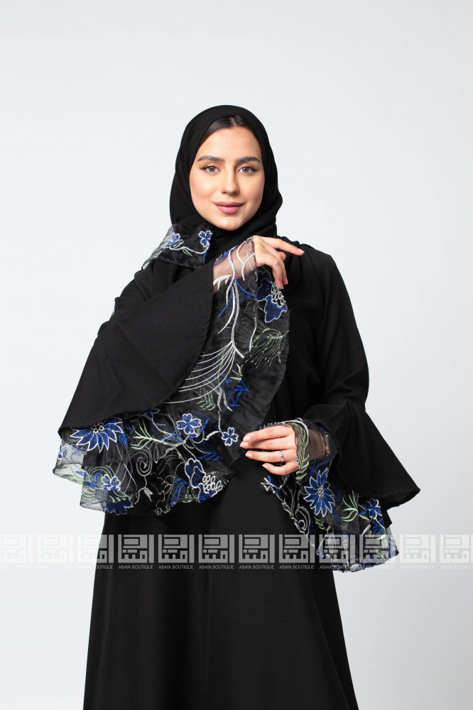 عباية سوداء بأكمام الاورقنزا الأزرق 1272