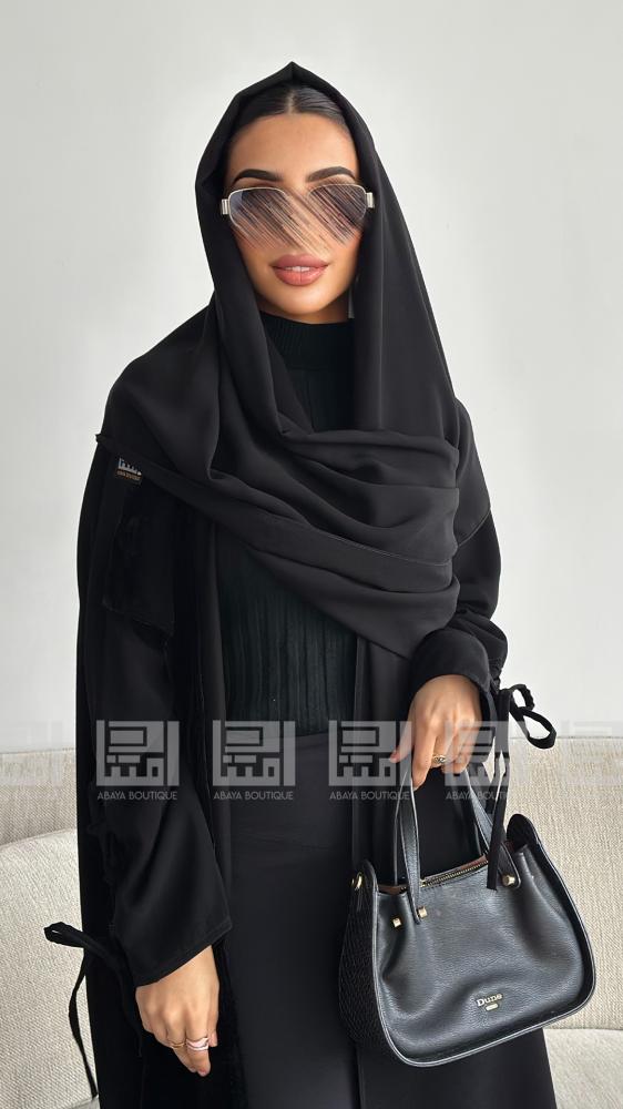 عباية سوداء شتوية  بشال مخملي متصل- 1520