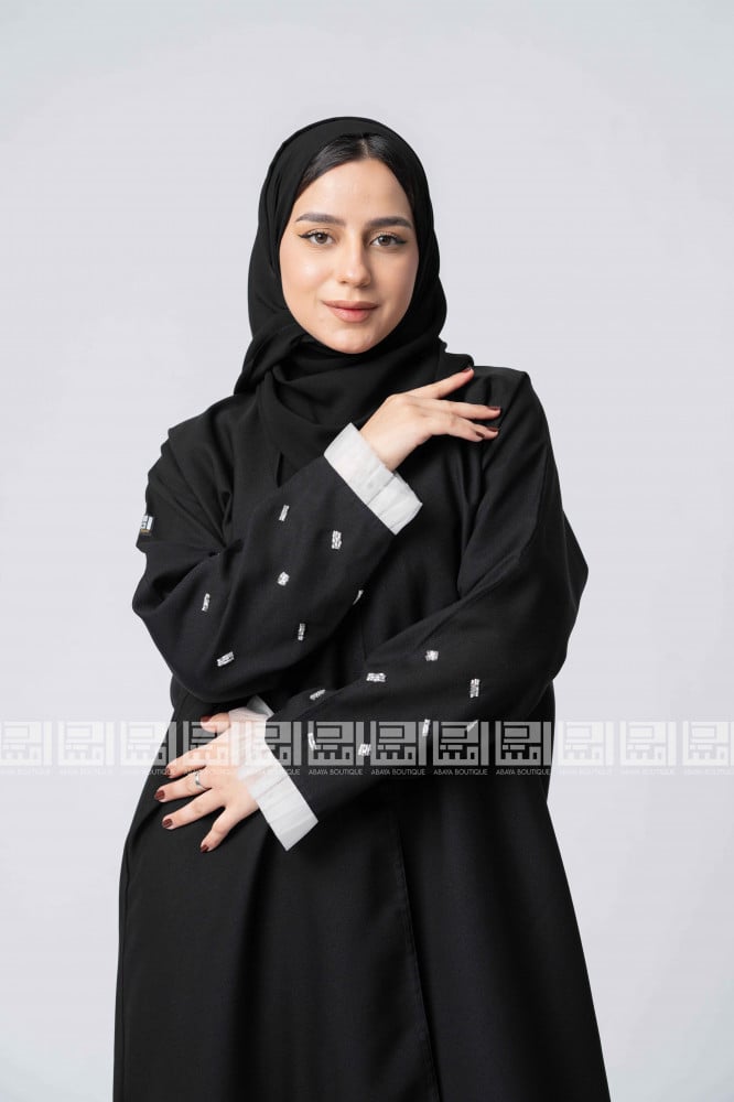 عباية  نوار سوداء بتطريز شك خرزي أبيض 1287