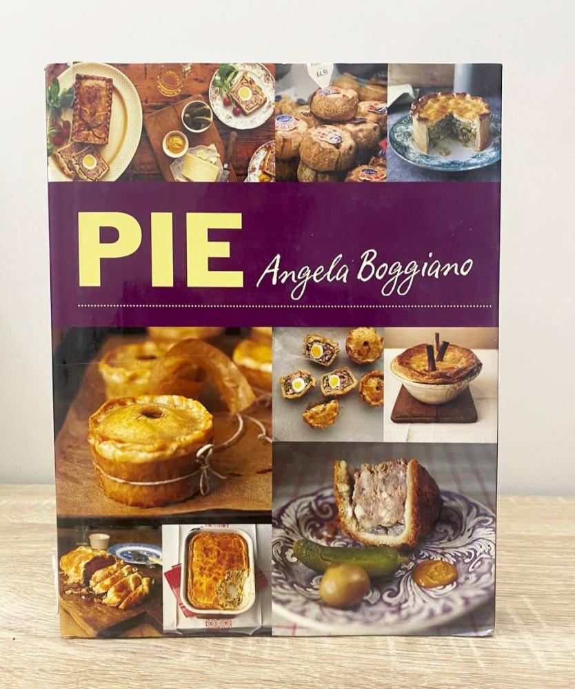 PIE Angela Boggiano الصفحات: 191 صفحة  - غلاف مقوى