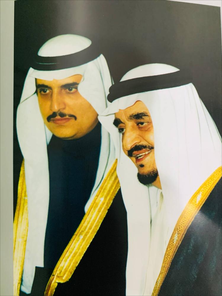 ‏إنجازاتنا الرياضية في عهد الفهد  ‏جمع وإعداد ناصر بن فألح الغربي و سلمان بن عبد الرحمن العنقري  ‏الطبعة الأولى 2015م ‏عدد الصفحات 126 صفحة  - [مقاس كبير - مزود بصور - ورق مصقول]