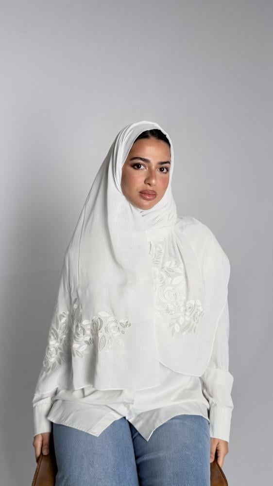 طرحة نرجس ابيض