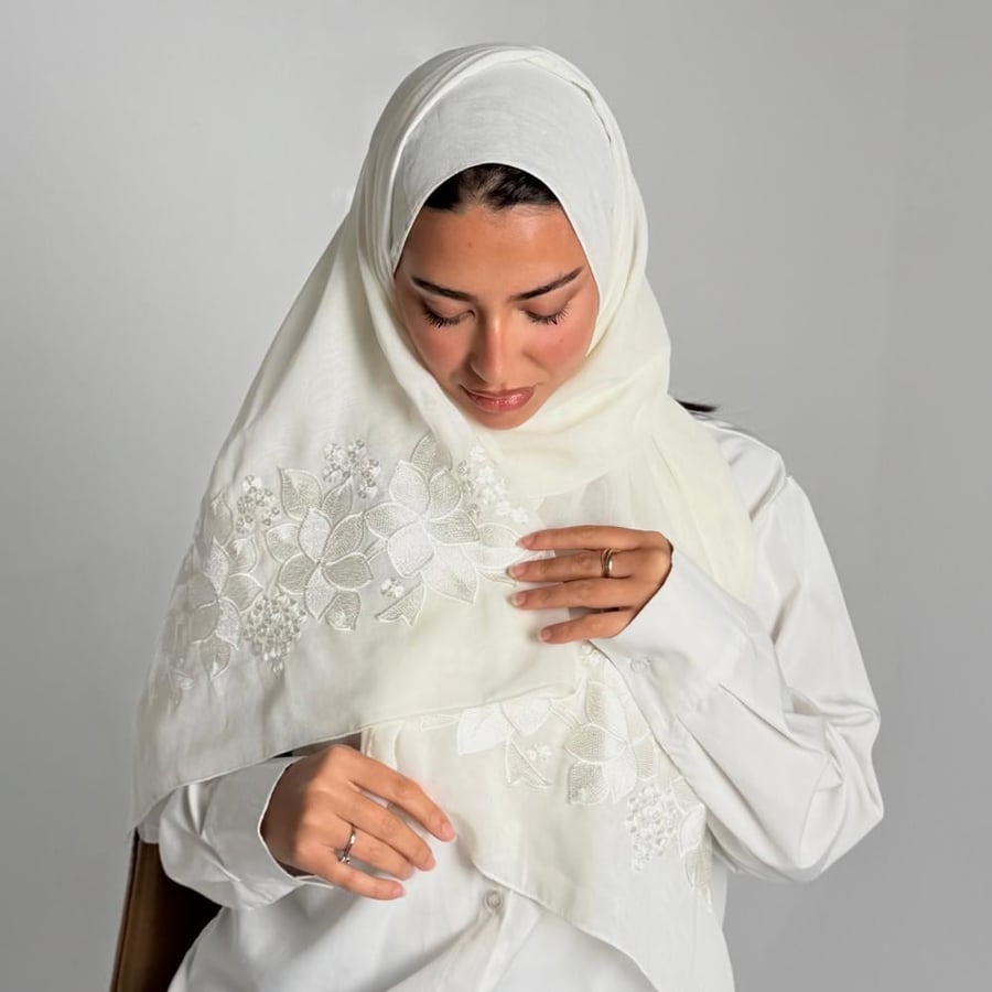 طرحة يبوال اسمين - اوف وايت