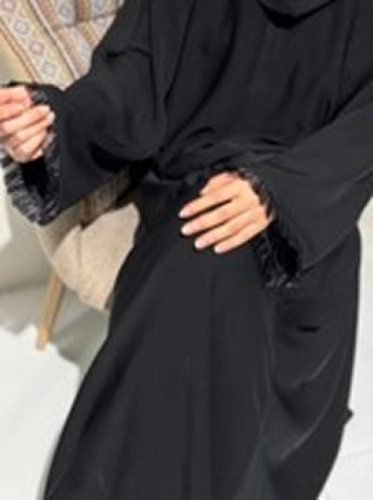 عباية تطريز اسود