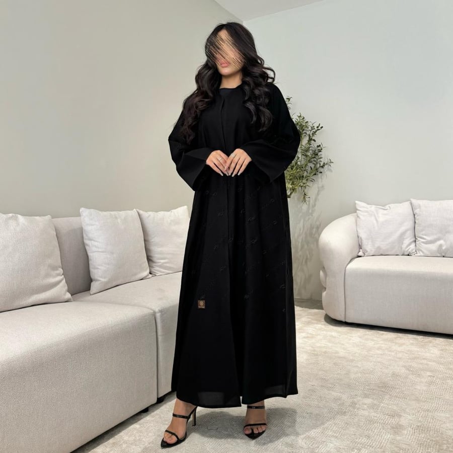 عباية مطرزة فاخرة