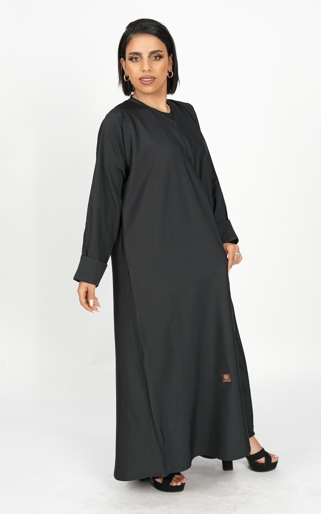 عباية اسود عملية