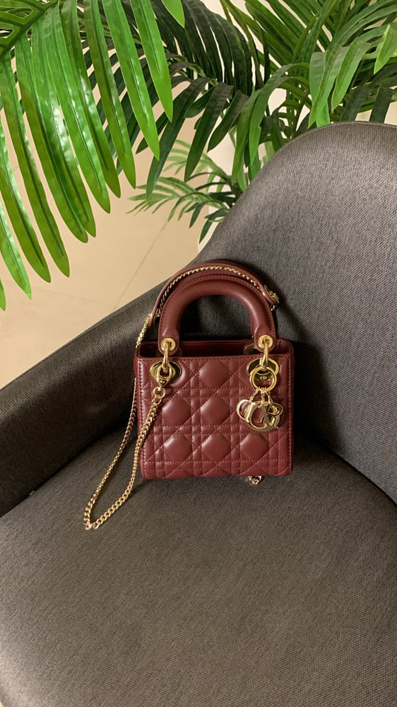 ليدي ديور ميني عنابي سايز 17cm