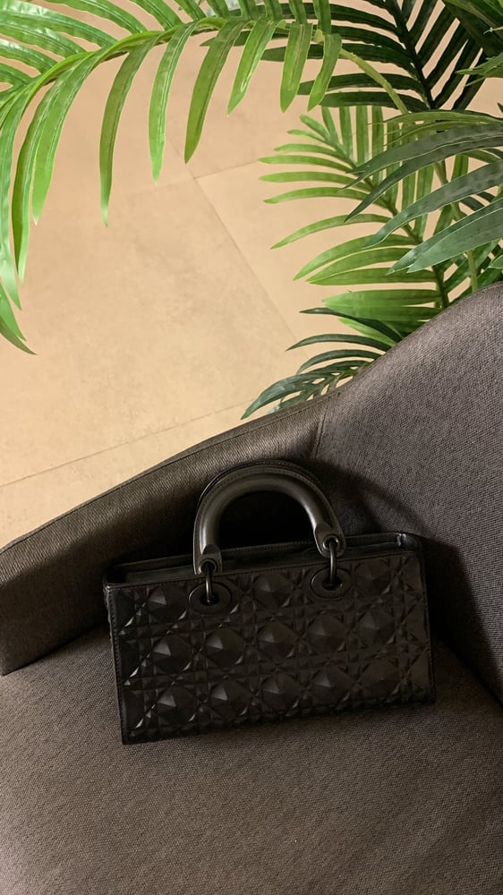 ديور دي جوي اسود مقاس 26cm