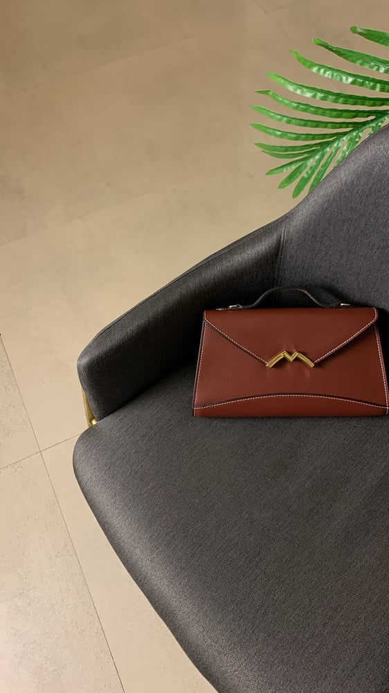 شنطة موينات غابرييل مقاس 26cm“ عنابي ذهبي "