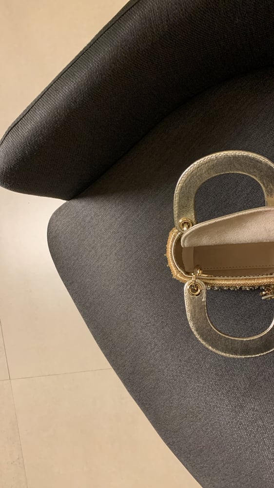 شنطة ليدي ديور مايكرو ذهبي سايز 12cm