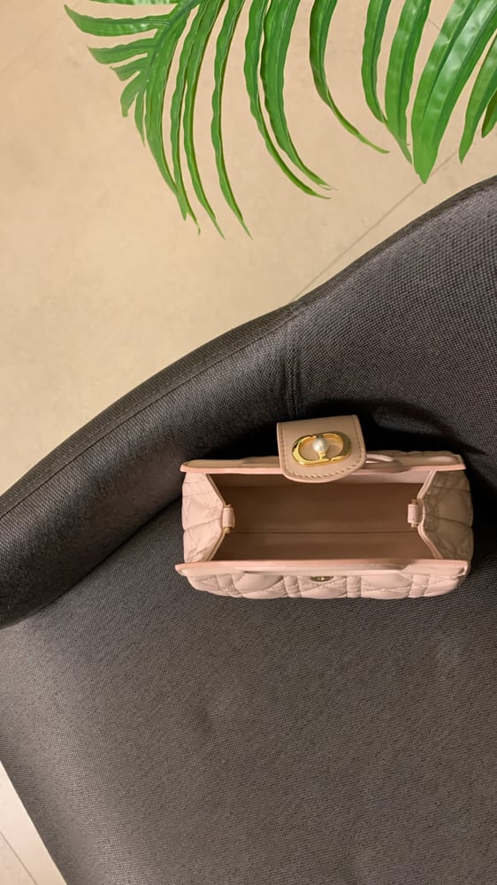 شنطة ديور بيبي بنك هارد وير"ذهبي" Jolie Top Handle مقاس 18.5cm ميني سايز