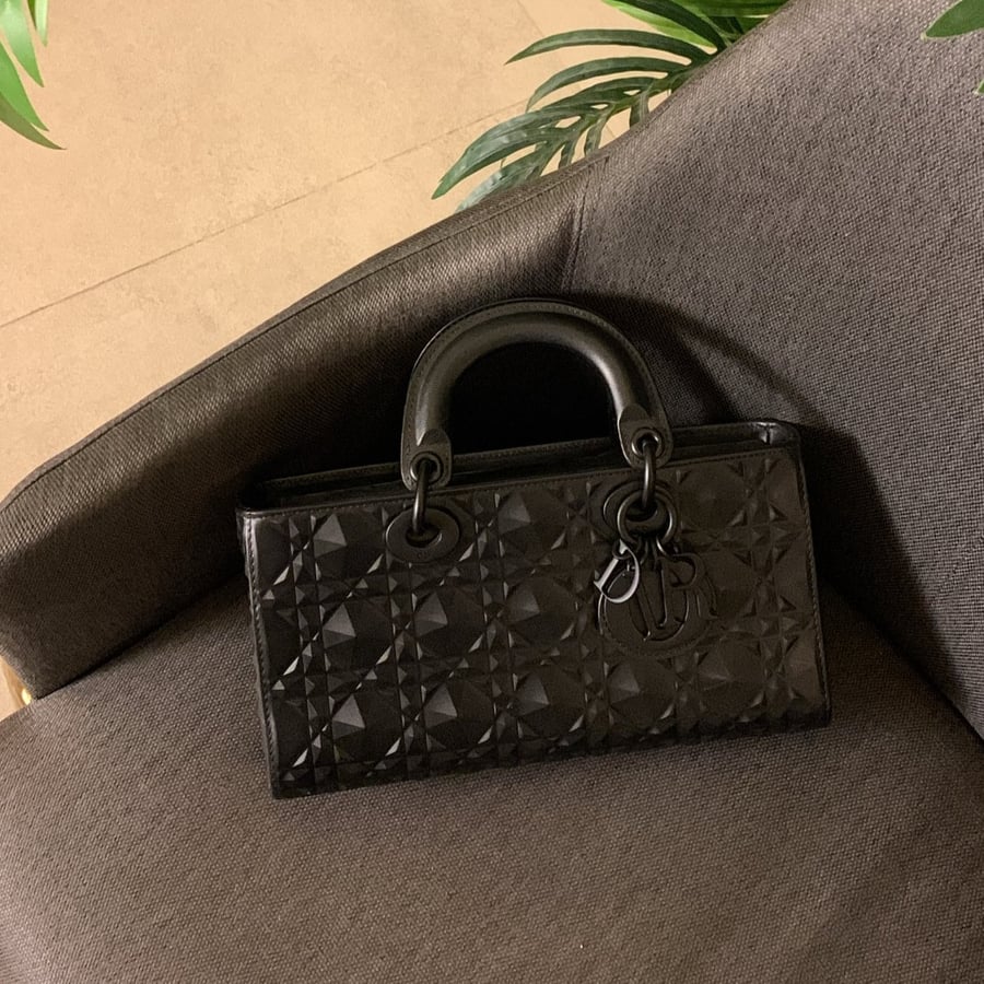 ديور دي جوي اسود مقاس 26cm