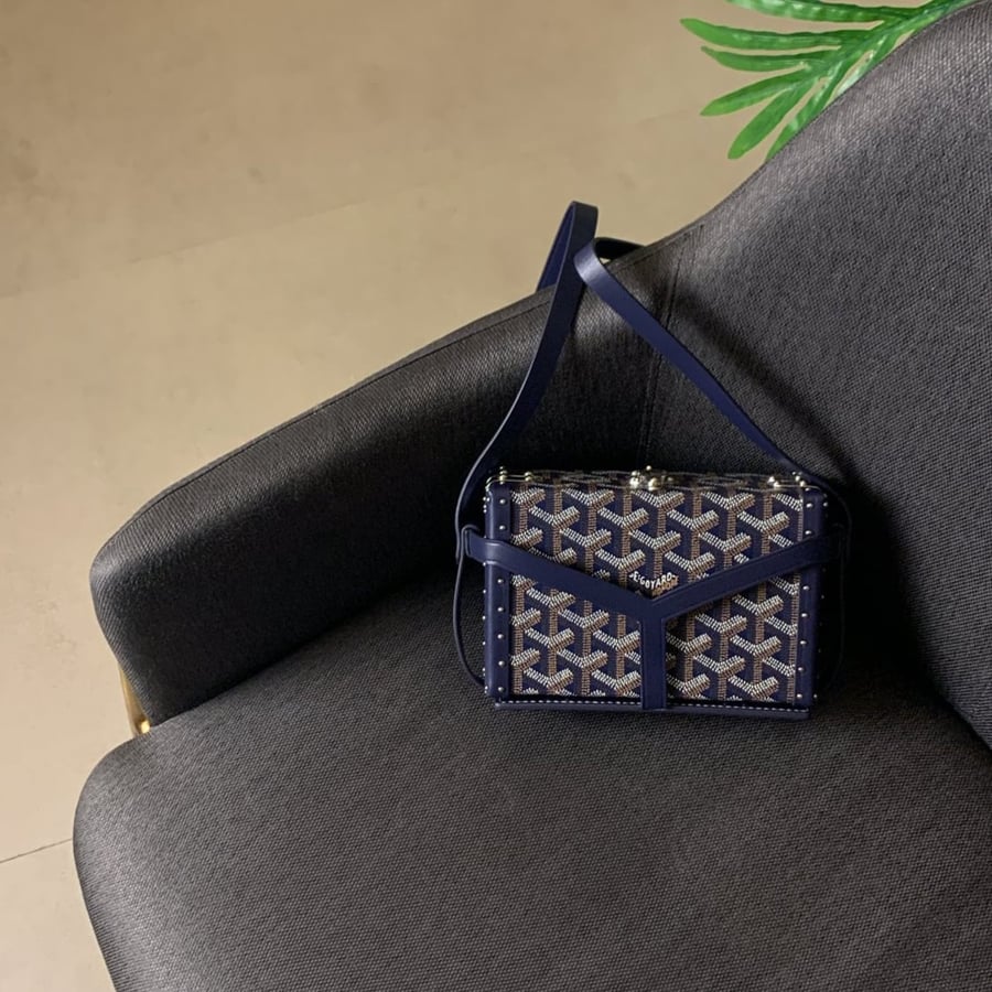 شنطة جويارد Minaudière كحلي مقاس 17cm