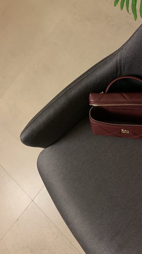شنطة شانيل عنابي مقاس 19cm