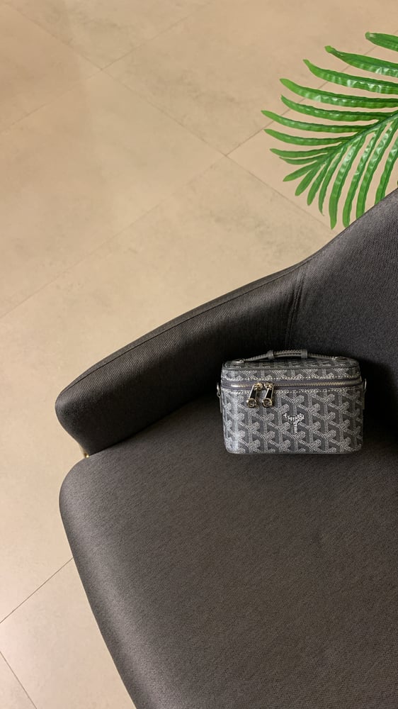 جويارد رمادي ميني Vanity مقاس 16cm