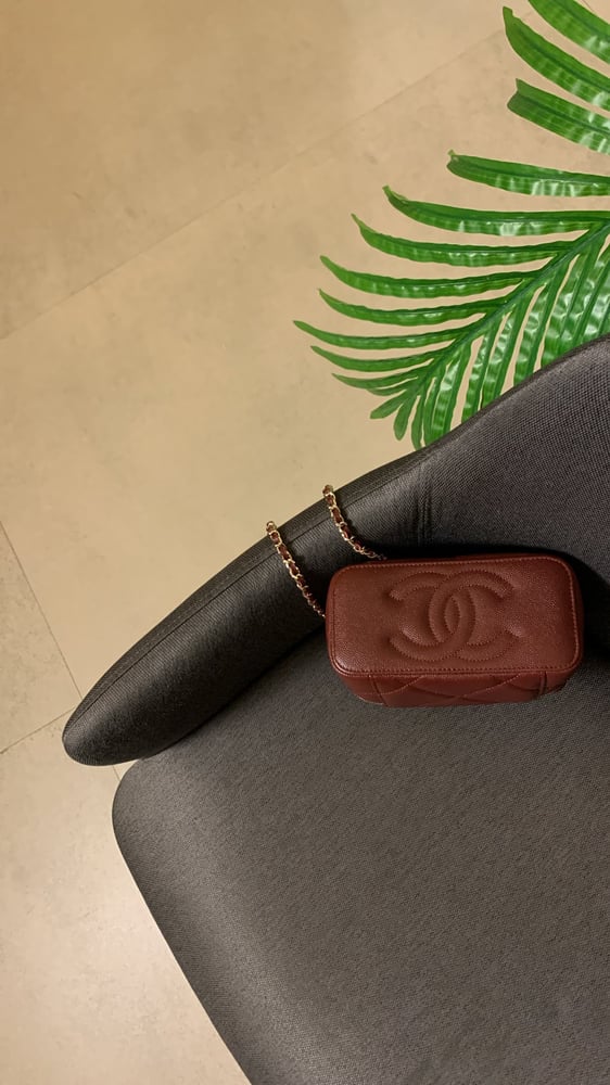 شانيل بوكس “ برغندي” كروس مقاس 17cm