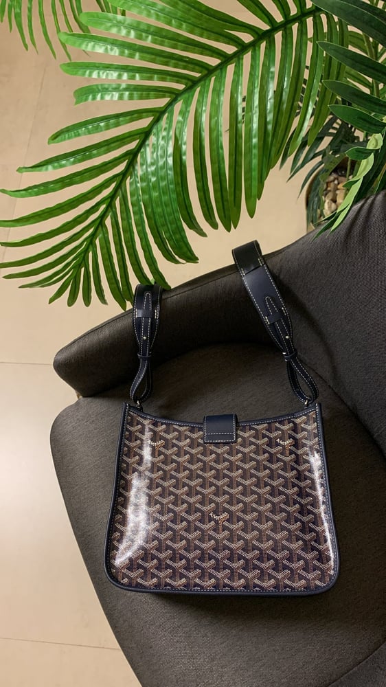شنطة جويارد كحلي Goyard Musette هارد وير"فضي" مقاس 28cm