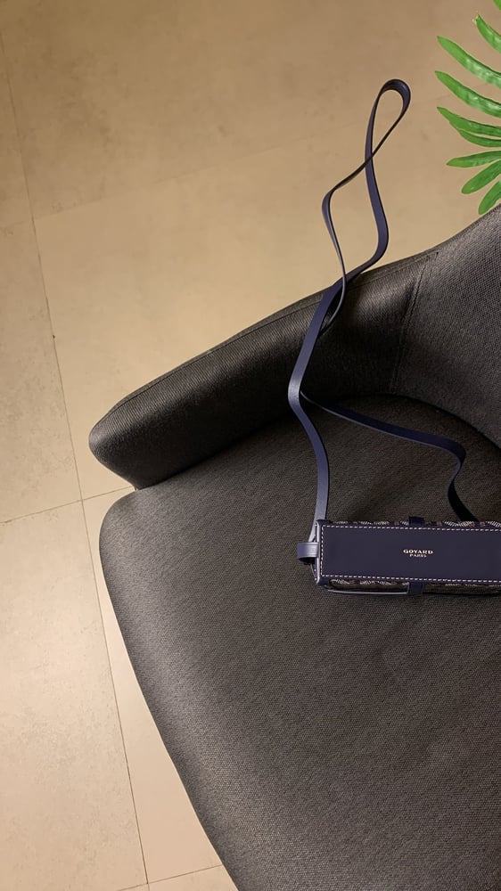 شنطة جويارد Minaudière كحلي مقاس 17cm