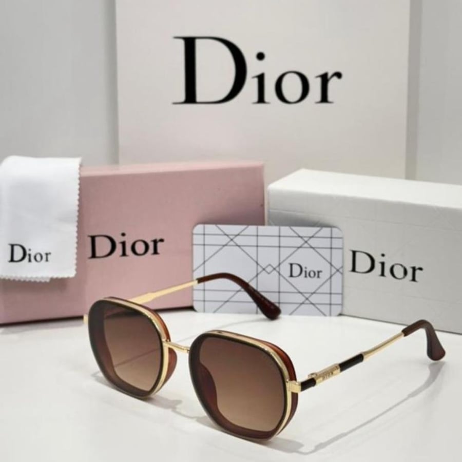 نظارة شمسية Dior هاي كواليتي مع ملحقاتها