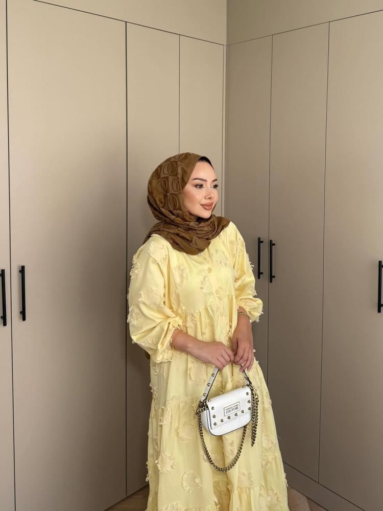 فستان بلون موضة السنة