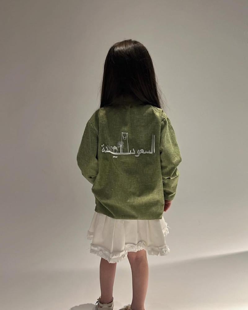 قميص كتان بتطريز سيفين ونخلة