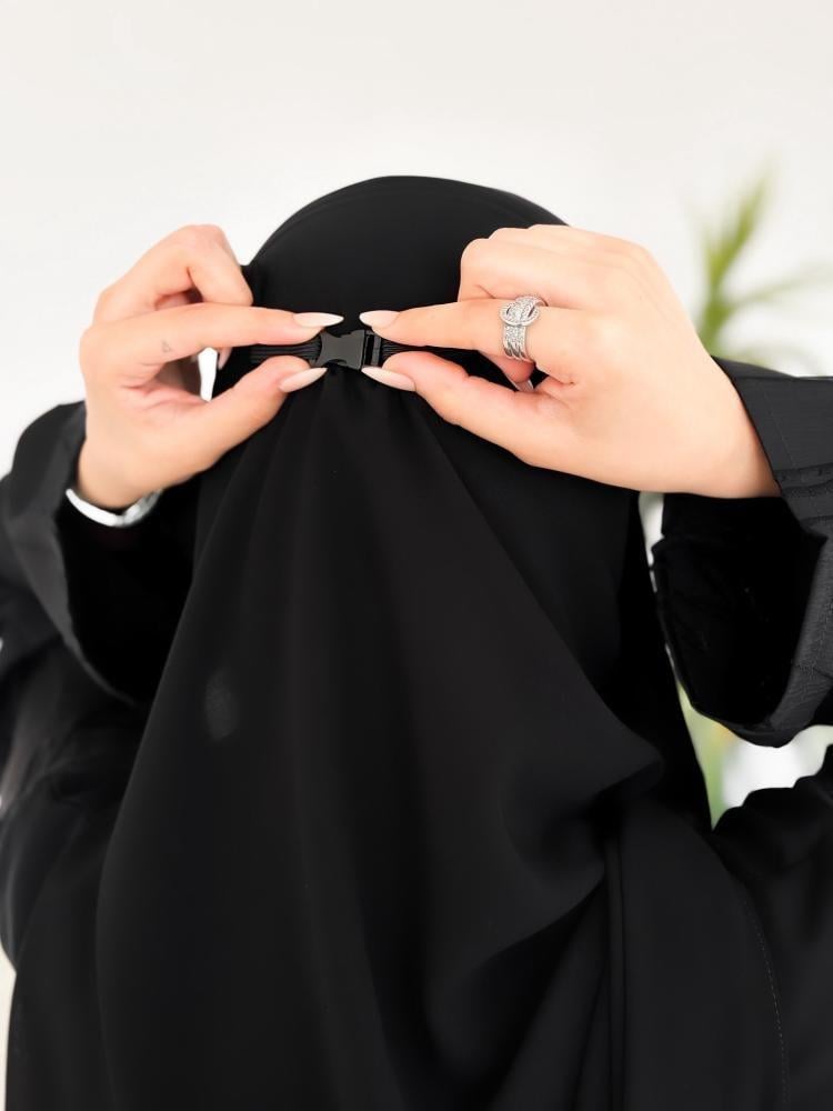 نقاب ملكي مشبك