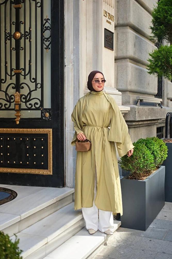 تونيك نسائي طويل بتفاصيل شال وربطات أنيقة