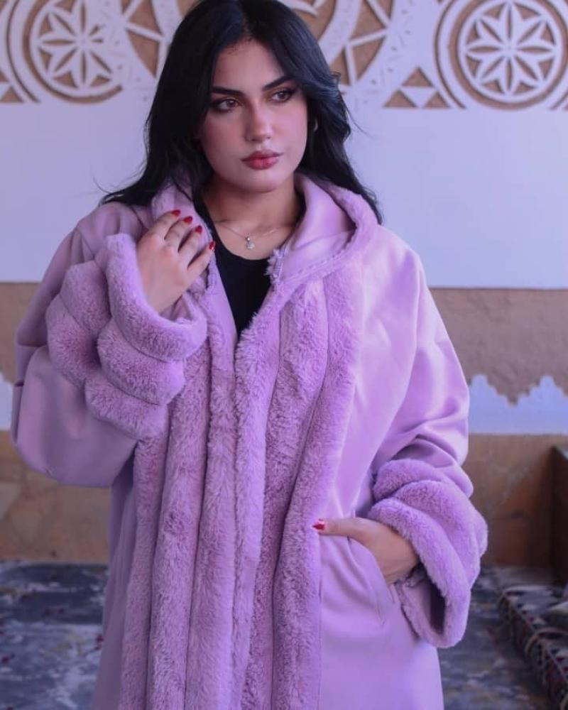 فروة نسائية سحر الشتاء