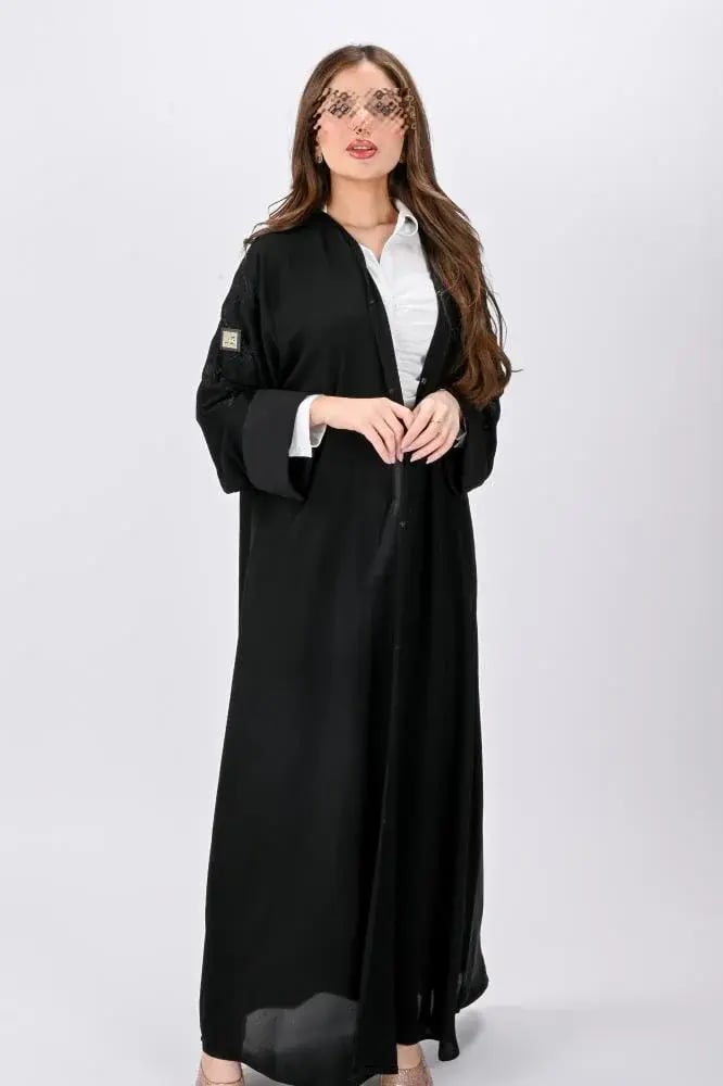 عباية الندى مع تطريز اسود
