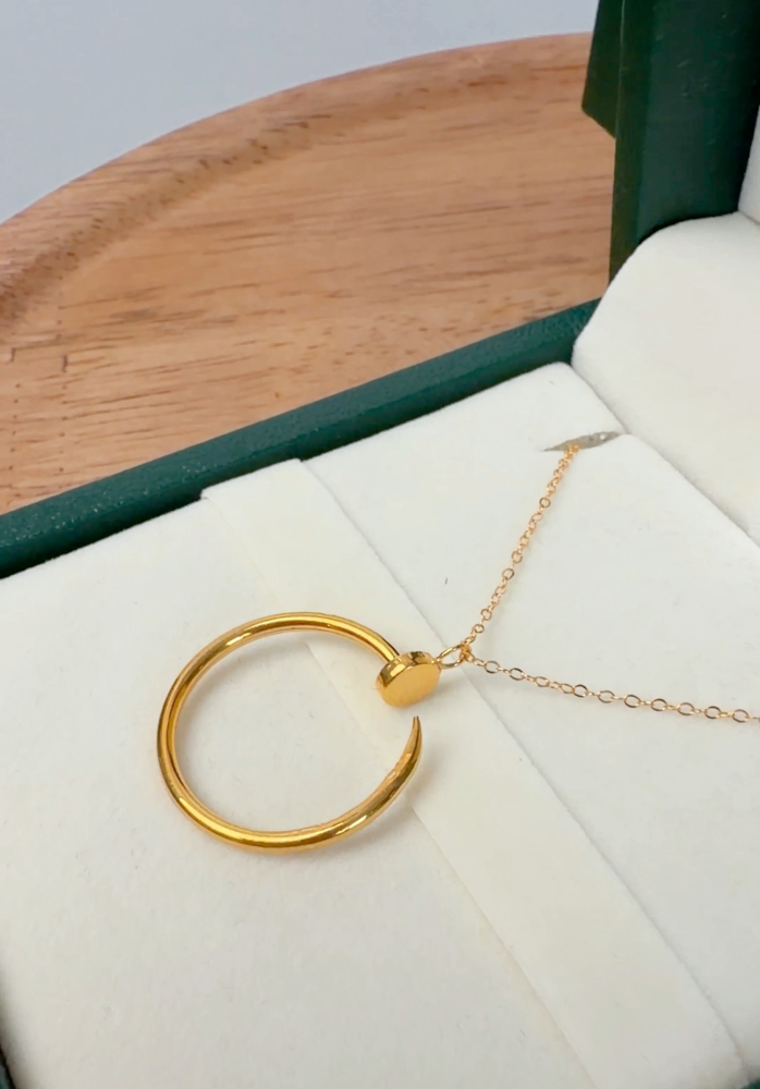21 karat global design necklace