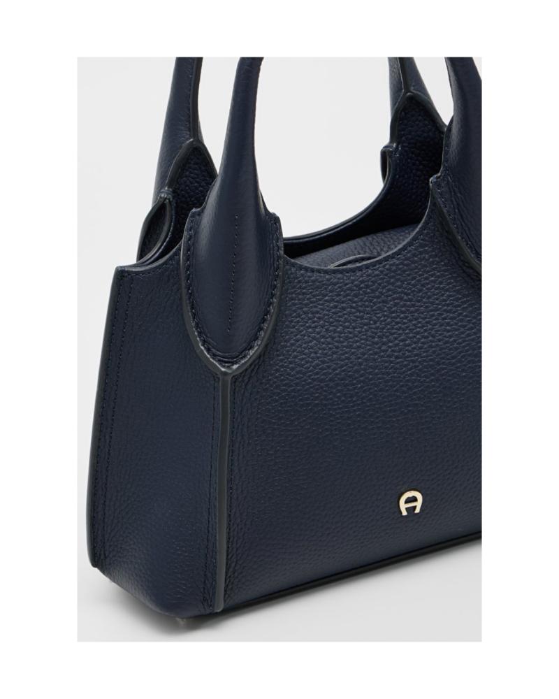 حقيبة aigner s