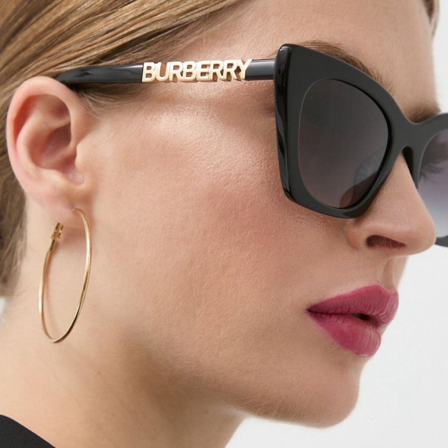 نظارة burberry عنابي
