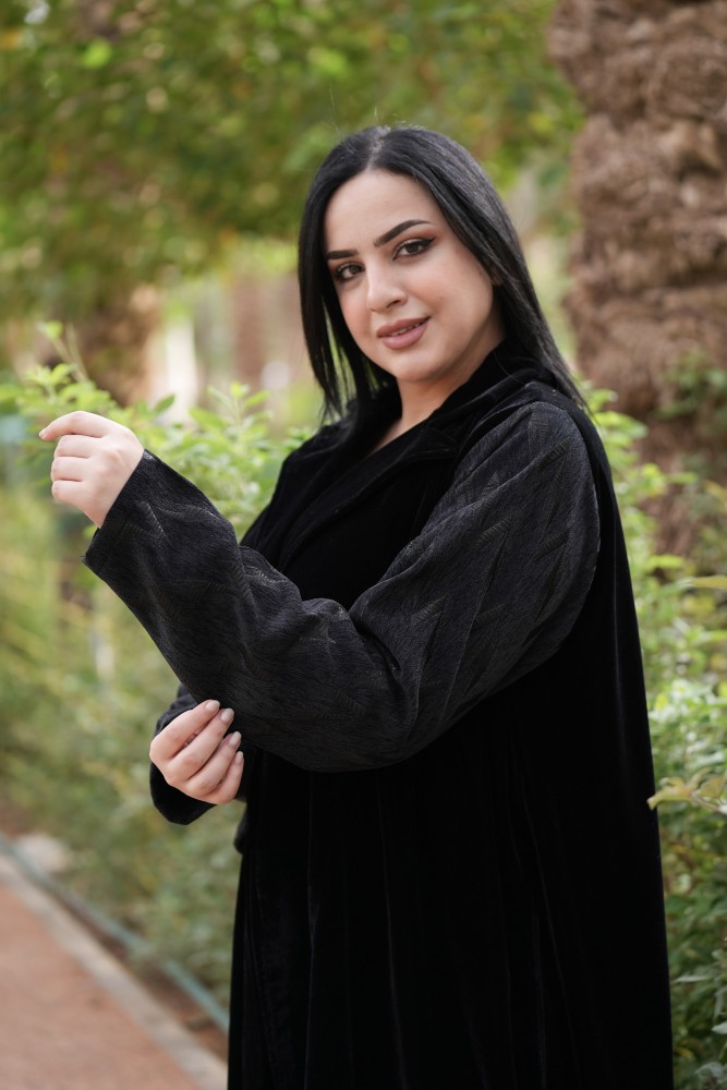 عباية قماش مخمل +فزه #1029