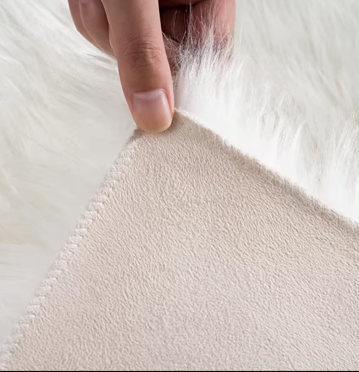 Wool fleece from sheep wool 90-60 cm (ivory white)