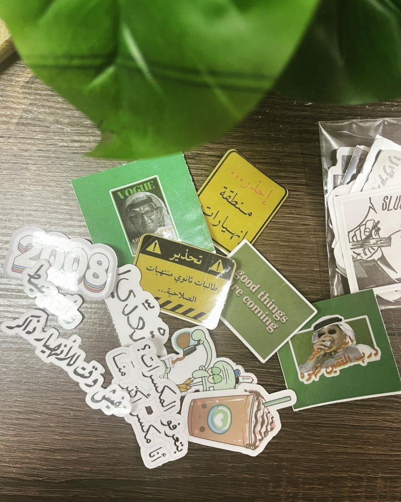 مجموعة من 10 استيكرات