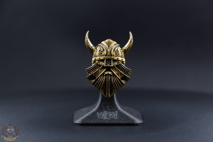 Viking Chieftain broche