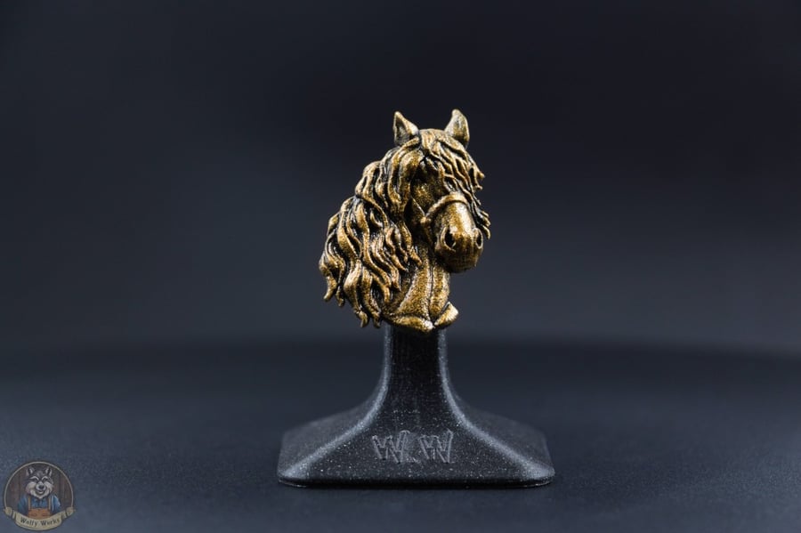 Steed of serenity broche