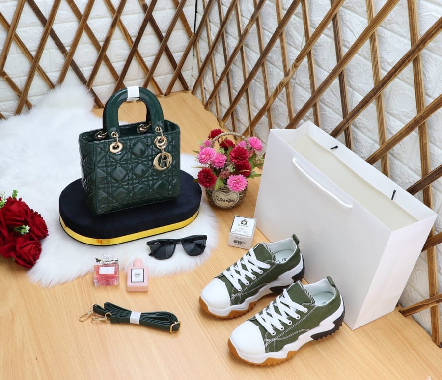 Womens gifts bag