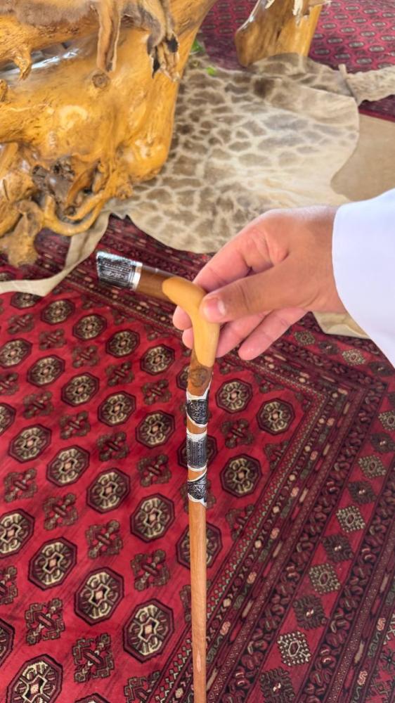 عصا عتم عماني